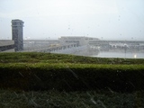 成田空港は吹雪