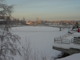 凍結したチェナ川